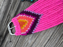 Load image into Gallery viewer, Cinch #002