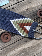 Load image into Gallery viewer, Cinch #003