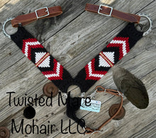 Load image into Gallery viewer, Ristra Red Chevron Breast Collar