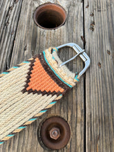Load image into Gallery viewer, Cinch #014