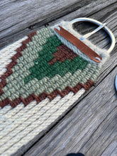 Load image into Gallery viewer, Cinch #001